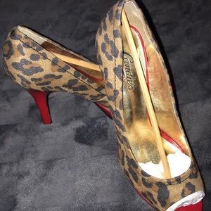 Candie’s Cayunnisprint Heels